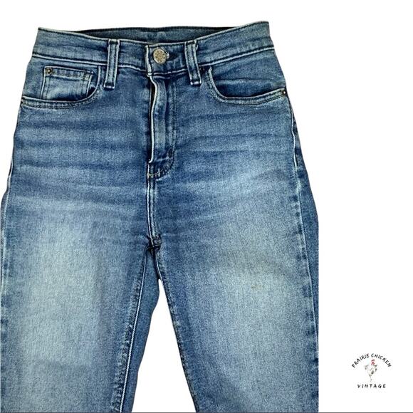 BDG Jeans - Urban Outfitters Girlfriend Jean size 24 waist - Picture 2 of 7